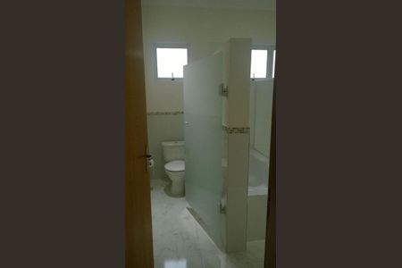 3_photo/94cf0011db.dda3a78fb47de289-ATLAS-368f56f3-a1ce-4f17-b40f-c8a7e1d37996.jpg de casa à venda com 3 quartos, 288m² em Jardim Colonial, Carapicuíba