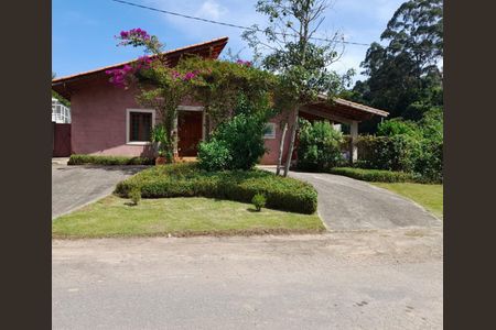 4_photo/94cf0011db.dda3a78fb47de289-ATLAS-37e39ef4-a76c-444e-b16e-bbe5318afb47.jpg de casa à venda com 3 quartos, 288m² em Jardim Colonial, Carapicuíba