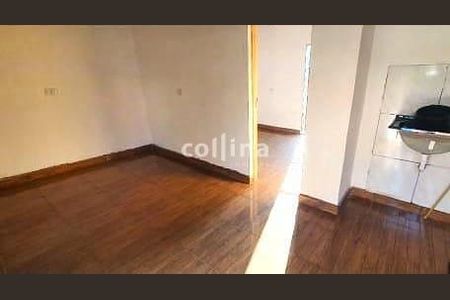 4_photo/94cf0015df.ceff8192393c33de-ATLAS-46d58913-7161-4341-bce3-e9de08071e09.jpg de casa à venda com 4 quartos, 250m² em Jardim Ana Estela, Carapicuíba