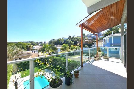 9_photo/94cf00168f.470e3b4ecc8ee2ef-ATLAS-3d25e67d-2255-4d1c-9461-2f28210a9619.jpg de casa de condomínio à venda com 4 quartos, 400m² em Pousada dos Bandeirantes, Carapicuíba