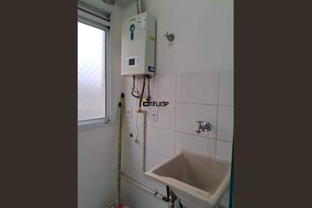 7_photo/94cf001975.4fc856360cf0b3d0-ATLAS-5b175a8c-afd0-4059-8359-b68fdea513f2.jpg de apartamento para alugar com 2 quartos, 45m² em Jardim Santa Brigida, Carapicuíba