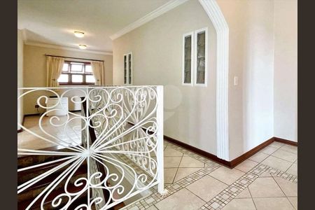 5_photo/94cf0029e1.2832257cbb3df2c4-ATLAS-052eeb8f-3780-4fc3-b3bb-b2383bce6ada.jpg de casa de condomínio à venda com 4 quartos, 356m² em Jardim Rosa Maria, Carapicuíba