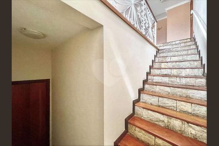 4_photo/94cf0029e1.2832257cbb3df2c4-ATLAS-0be6c088-e5dd-4721-841f-6682a52f58b5.jpg de casa de condomínio à venda com 4 quartos, 356m² em Jardim Rosa Maria, Carapicuíba