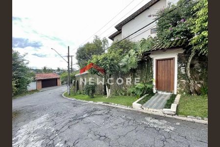 7_photo/94cf0029e1.2832257cbb3df2c4-ATLAS-185bacb2-1831-459a-9b45-0086c878f0aa.jpg de casa de condomínio à venda com 4 quartos, 356m² em Jardim Rosa Maria, Carapicuíba