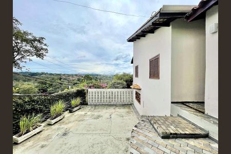 7_photo/94cf0029e1.2832257cbb3df2c4-ATLAS-6300d226-6f1e-4114-b5b1-e74040f62bf7.jpg de casa de condomínio à venda com 4 quartos, 356m² em Jardim Rosa Maria, Carapicuíba