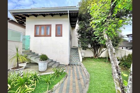 2_photo/94cf0029e1.2832257cbb3df2c4-ATLAS-a82a2bc6-d327-4a76-a2bb-4db1a9118044.jpg de casa de condomínio à venda com 4 quartos, 356m² em Jardim Rosa Maria, Carapicuíba