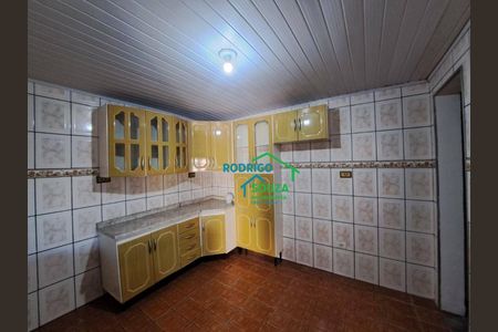 5_photo/94cf002a1d.9a54faa83c3e471c-ATLAS-22f7b014-1ac2-431f-9897-749d1965b09a.jpg de casa à venda com 3 quartos, 102m² em Jardim Herminia, Carapicuíba