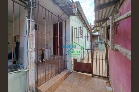 11_photo/94cf002a1d.9a54faa83c3e471c-ATLAS-4da1749b-c616-4352-ae2a-2edad681d05e.jpg de casa à venda com 3 quartos, 102m² em Jardim Herminia, Carapicuíba