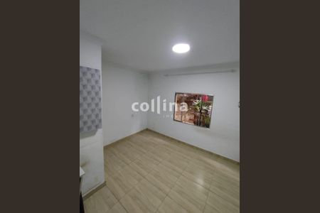 3_photo/94cf002a23.ceff8192393c33de-ATLAS-260c030d-92cd-40df-8639-880caab2e04a.jpg de casa à venda com 2 quartos, 55m² em Vila Silviania, Carapicuíba