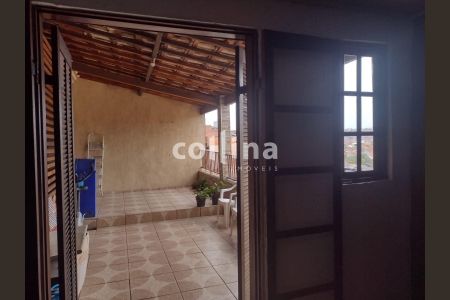 7_photo/94cf002a23.ceff8192393c33de-ATLAS-51fb12c1-2b2c-436a-bba1-c2de5cf52c16.jpg de casa à venda com 2 quartos, 55m² em Vila Silviania, Carapicuíba
