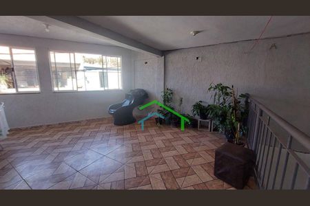 8_photo/94cf002f1b.70986b2d83168018-ATLAS-42e6beb6-cbf1-4ccf-8845-e06a7d1778f2.jpg de casa à venda com 3 quartos, 183m² em Jardim Santa Tereza, Carapicuíba