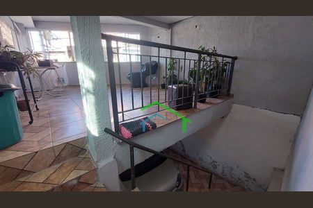 6_photo/94cf002f1b.70986b2d83168018-ATLAS-d84fca5a-cb57-4471-bac8-f2ab13eef9d6.jpg de casa à venda com 3 quartos, 183m² em Jardim Santa Tereza, Carapicuíba