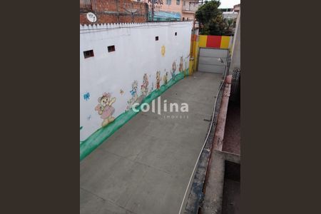 12_photo/94cf002fd3.ceff8192393c33de-ATLAS-22bb5012-a7b4-4cc5-b011-57f7622f4fa2.jpg de casa à venda com 4 quartos, 167m² em Vila Silviania, Carapicuíba