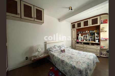 1_photo/94cf003193.ceff8192393c33de-ATLAS-94c37fbe-4dc7-4685-b38b-a567f97ca94e.jpg de casa à venda com 5 quartos, 202m² em Vila Silviania, Carapicuíba