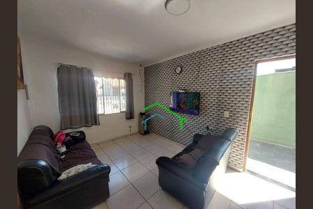 43_photo/94cf0031fd.4f5ed0f0140bae26-ATLAS-7ba828cc-d732-498c-a12d-777e7973fdf3.jpg de casa à venda com 6 quartos, 322m² em Vila Silviania, Carapicuíba
