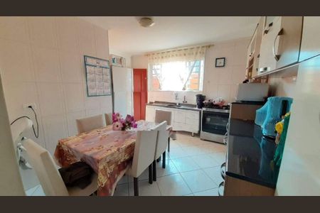 17_photo/94cf00325d.44a6e81764e59cba-ATLAS-032b7494-f8a5-44f2-aeb4-1a01dd71fccd.jpg de casa à venda com 3 quartos, 98m² em Vila Silviania, Carapicuíba