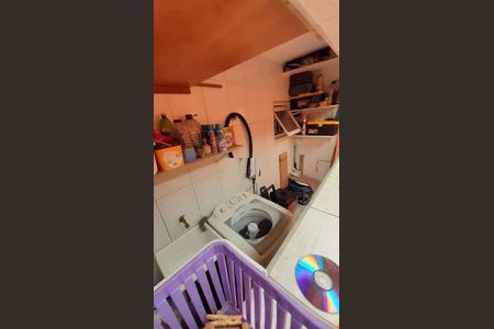 28_photo/94cf00325d.44a6e81764e59cba-ATLAS-1b0b46c1-8fb9-4e68-8616-c68e024fbdfd.jpg de casa à venda com 3 quartos, 98m² em Vila Silviania, Carapicuíba
