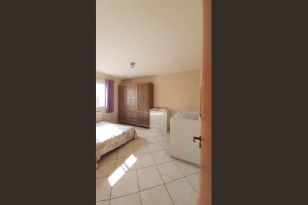 27_photo/94cf00325d.44a6e81764e59cba-ATLAS-e0d80cb4-4d68-461a-86bb-596d0dcb4b4a.jpg de casa à venda com 3 quartos, 98m² em Vila Silviania, Carapicuíba