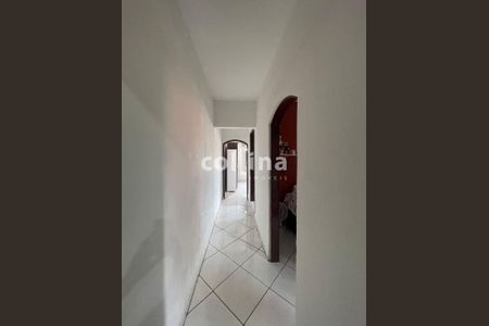 5_photo/94cf0035d3.ceff8192393c33de-ATLAS-51da8a9d-17e1-4ffc-9ade-8cce563cde5b.jpg de casa à venda com 4 quartos, 10m² em Jardim Bom Pastor, Carapicuíba
