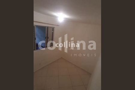 12_photo/94cf00369f.ceff8192393c33de-ATLAS-d239b442-8692-47f2-ae8e-71fc876f4e98.jpg de casa à venda com 3 quartos, 52m² em Vila Capriotti, Carapicuíba