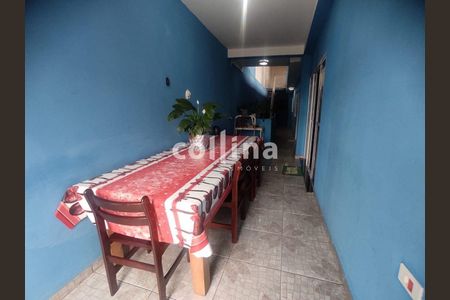 9_photo/94cf0036d9.ceff8192393c33de-ATLAS-59b3a464-2dbf-48e6-962a-1b2d35b2f6a8.jpg de casa à venda com 2 quartos, 127m² em Vila Silviania, Carapicuíba