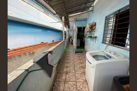 8_photo/94cf003a7f.eb4747a7722cd593-ATLAS-40bb6175-69de-4f71-83aa-a3f2dffa6410.jpg de casa à venda com 5 quartos, 90m² em Jardim Planalto, Carapicuíba