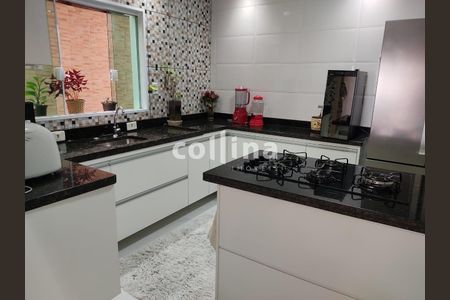8_photo/94cf003c21.ceff8192393c33de-ATLAS-1aed372c-227f-42b5-a2d7-ce7df856f83b.jpg de casa à venda com 3 quartos, 180m² em Jardim Planalto, Carapicuíba