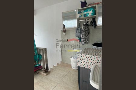 4_photo/94cf003cd5.d9f076d2edbf9077-ATLAS-263e7414-5732-4513-a3ce-cbcf13a7ed1c.jpg de casa à venda com 4 quartos, 200m² em Jardim Guiomar, Carapicuíba
