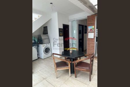 3_photo/94cf003cd5.d9f076d2edbf9077-ATLAS-e10a564b-ca8d-4426-9f67-f69d91a4d23e.jpg de casa à venda com 4 quartos, 200m² em Jardim Guiomar, Carapicuíba