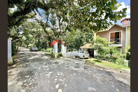 11_photo/94cf00435b.621ee2e78907adfc-ATLAS-61d7bffe-858e-41e3-8b20-890fdfe1f32f.jpg de casa de condomínio à venda com 3 quartos, 124m² em Granja Viana, Carapicuíba