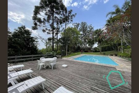 3_photo/94cf0050c5.76ccbfd2bfad863d-ATLAS-0a9011b3-ffbc-4775-9582-3d24e5b2a506.jpg de casa à venda com 4 quartos, 970m² em Chácara Vale do Rio Cotia, Carapicuíba