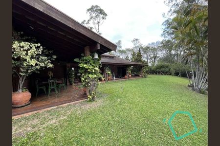 6_photo/94cf0050c5.76ccbfd2bfad863d-ATLAS-2d9b542f-e346-46b6-a5e2-cc74661202cc.jpg de casa à venda com 4 quartos, 970m² em Chácara Vale do Rio Cotia, Carapicuíba