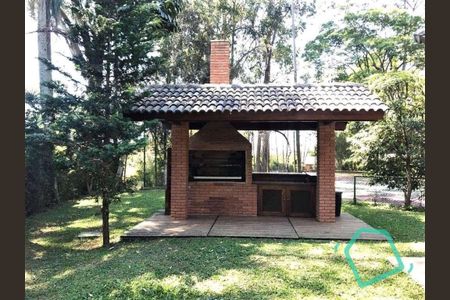 7_photo/94cf0050c5.76ccbfd2bfad863d-ATLAS-30299cdf-54be-4fb7-887b-c10a1b63445d.jpg de casa à venda com 4 quartos, 970m² em Chácara Vale do Rio Cotia, Carapicuíba
