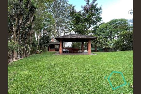 8_photo/94cf0050c5.76ccbfd2bfad863d-ATLAS-34636d41-b4e8-492e-a37c-beec456def19.jpg de casa à venda com 4 quartos, 970m² em Chácara Vale do Rio Cotia, Carapicuíba