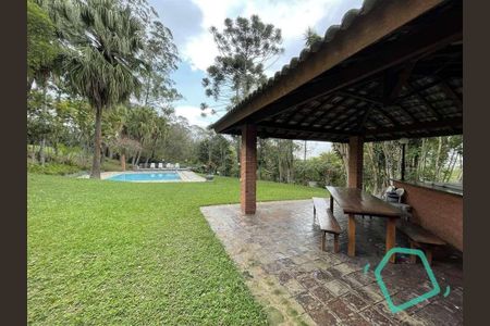 11_photo/94cf0050c5.76ccbfd2bfad863d-ATLAS-3af1a3d7-6da6-4c48-99ba-58d5a009b783.jpg de casa à venda com 4 quartos, 970m² em Chácara Vale do Rio Cotia, Carapicuíba