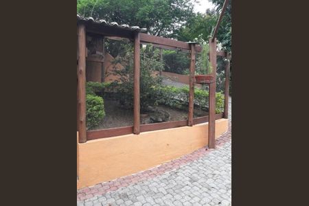 59_photo/94cf005199.9de7452646ed1670-ATLAS-6a63da27-4ebd-4db0-8389-a7eeccec824c.jpg de casa para alugar com 4 quartos, 600m² em Chácara Adriana Aparecida, Carapicuíba