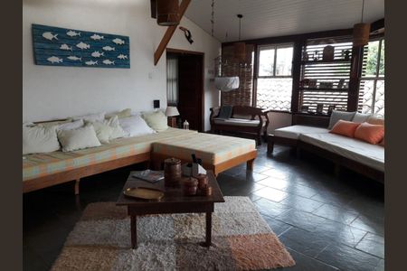 9_photo/94cf005199.9de7452646ed1670-ATLAS-e11a34bd-0a52-4ebb-bad2-7d2e3471b228.jpg de casa para alugar com 4 quartos, 600m² em Chácara Adriana Aparecida, Carapicuíba