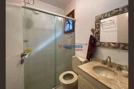 21_photo/94cf00546f.87f5cef759a1f567-ATLAS-3d0cad7f-448d-46da-b16a-ad0892d6ca96.jpg de casa à venda com 3 quartos, 285m² em Chácara Vale do Rio Cotia, Carapicuíba