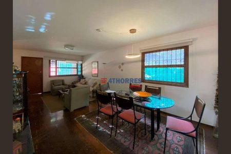 11_photo/94cf00546f.87f5cef759a1f567-ATLAS-6b4ff02d-fef2-44f4-bf04-598c8a1f15a6.jpg de casa à venda com 3 quartos, 285m² em Chácara Vale do Rio Cotia, Carapicuíba