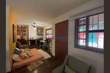 8_photo/94cf00546f.87f5cef759a1f567-ATLAS-702d47a7-9dd7-4eb0-a64a-3f1455226b8e.jpg de casa à venda com 3 quartos, 285m² em Chácara Vale do Rio Cotia, Carapicuíba