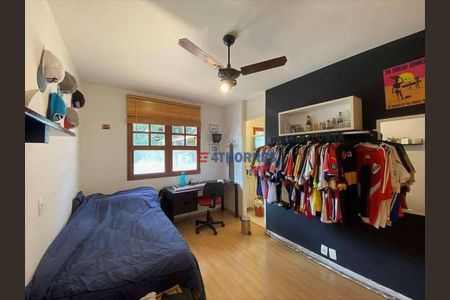 18_photo/94cf00546f.87f5cef759a1f567-ATLAS-dd2cf1bb-3309-43fb-8c24-19d8286b05a9.jpg de casa à venda com 3 quartos, 285m² em Chácara Vale do Rio Cotia, Carapicuíba