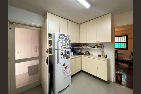 9_photo/94cf00546f.d70948cd37f6cfc6-ATLAS-09f0f575-1c05-4f4d-9d5b-4d46e9536ad2.jpg de casa à venda com 3 quartos, 285m² em Chácara Vale do Rio Cotia, Carapicuíba