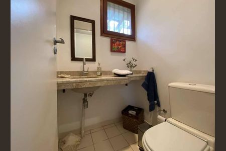 16_photo/94cf00546f.d70948cd37f6cfc6-ATLAS-65fda37c-6216-47ce-a354-eede6b20eef2.jpg de casa à venda com 3 quartos, 285m² em Chácara Vale do Rio Cotia, Carapicuíba