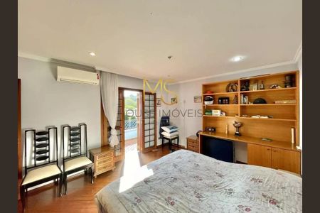 21_photo/94cf00546f.d70948cd37f6cfc6-ATLAS-cdbece3b-116d-4e2c-a8e2-0ecf3560f7ab.jpg de casa à venda com 6 quartos, 528m² em Chácara Vale do Rio Cotia, Carapicuíba