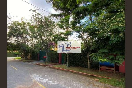 2_photo/94cf00546f.d70948cd37f6cfc6-ATLAS-d5b89c3f-8cc6-4543-b406-540f19cae3a6.jpg de casa à venda com 3 quartos, 285m² em Chácara Vale do Rio Cotia, Carapicuíba