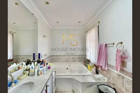 19_photo/94cf00546f.d70948cd37f6cfc6-ATLAS-fcaef606-6513-4ae5-88d5-e2cb45c4ebc1.jpg de casa à venda com 6 quartos, 528m² em Chácara Vale do Rio Cotia, Carapicuíba