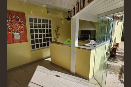 9_photo/94cf0054f9.eb2bd2a9c3b2ded2-ATLAS-bc7b7a71-a777-4fbd-a662-9e1e6c171afd.jpg de casa para alugar com 3 quartos, 380m² em Chácara Vale do Rio Cotia, Carapicuíba