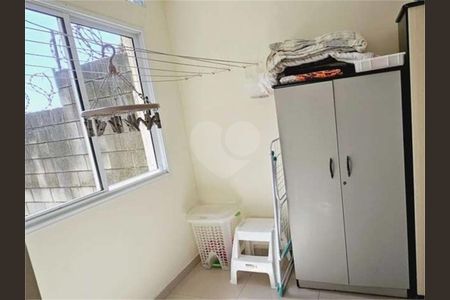 16_photo/94cf0055a9.8d9d2e8c4e07ca84-ATLAS-4679c575-8fb7-4481-b09c-4f4dc7ee8f3f.jpg de casa à venda com 3 quartos, 358m² em Chácara Vale do Rio Cotia, Carapicuíba