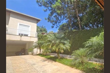 8_photo/94cf0055a9.8d9d2e8c4e07ca84-ATLAS-4efbc2e9-a78d-4d09-b699-5cf5e72f1f63.jpg de casa à venda com 3 quartos, 358m² em Chácara Vale do Rio Cotia, Carapicuíba