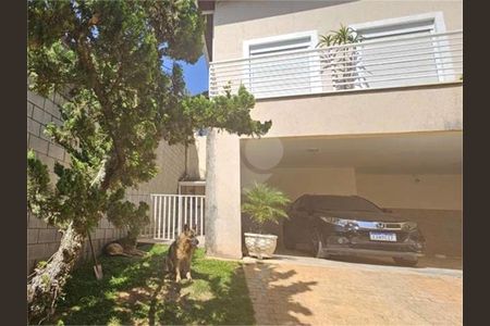 9_photo/94cf0055a9.8d9d2e8c4e07ca84-ATLAS-9583b69c-c0d0-4e9b-824d-7e2e373fbaa7.jpg de casa à venda com 3 quartos, 358m² em Chácara Vale do Rio Cotia, Carapicuíba